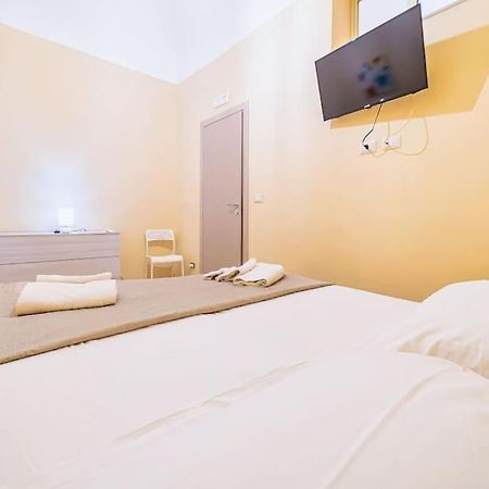 Centro- Benedettini'S Apartament 卡塔尼亚 外观 照片