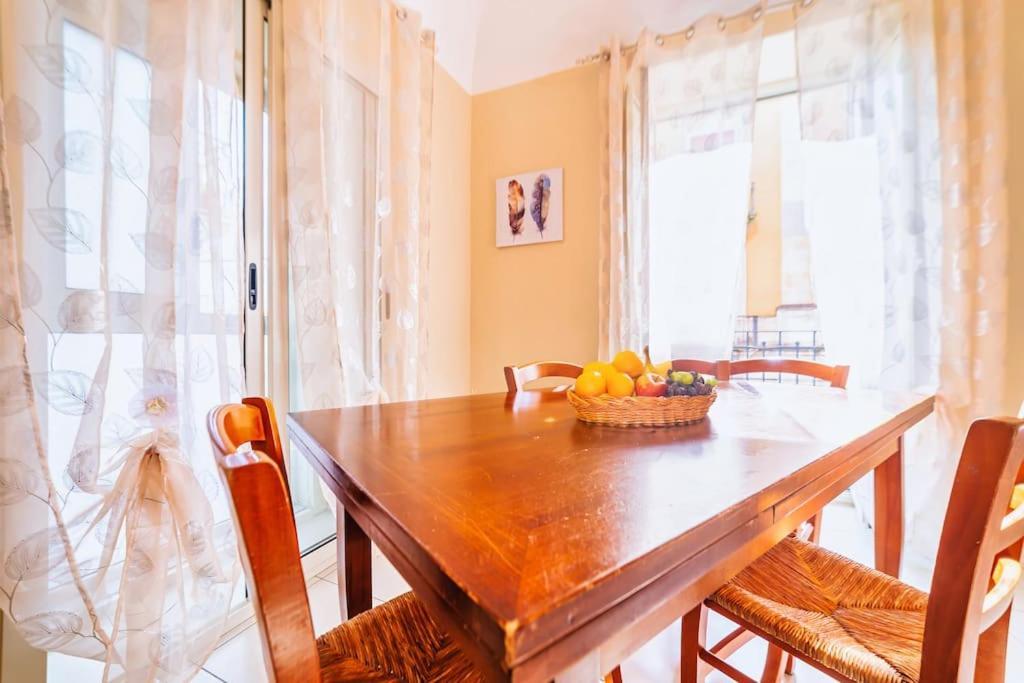Centro- Benedettini'S Apartament 卡塔尼亚 外观 照片