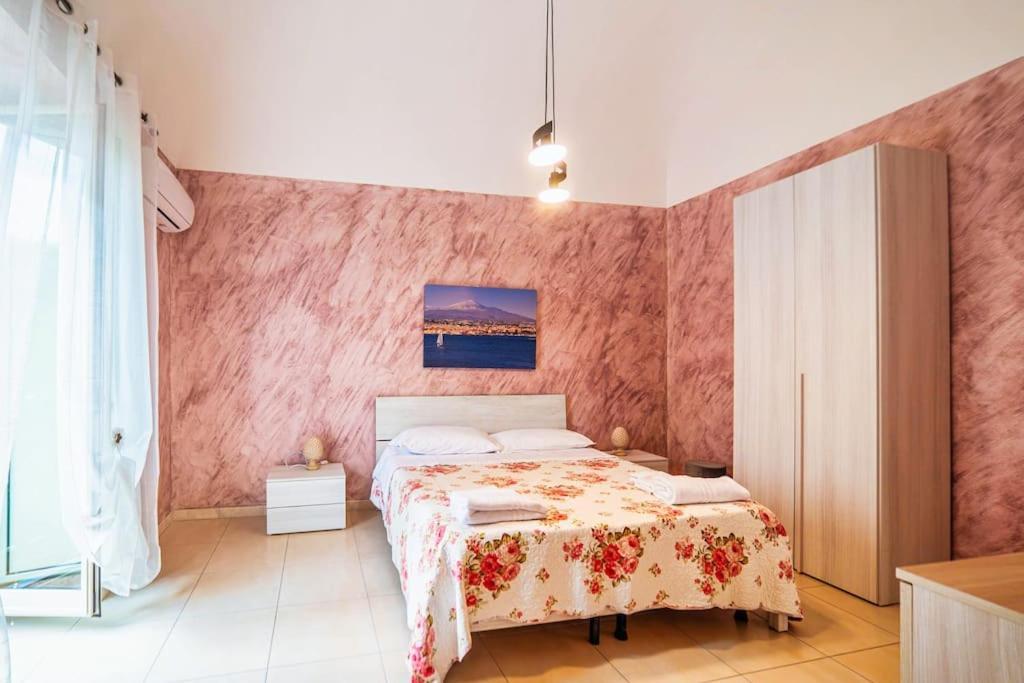 Centro- Benedettini'S Apartament 卡塔尼亚 外观 照片