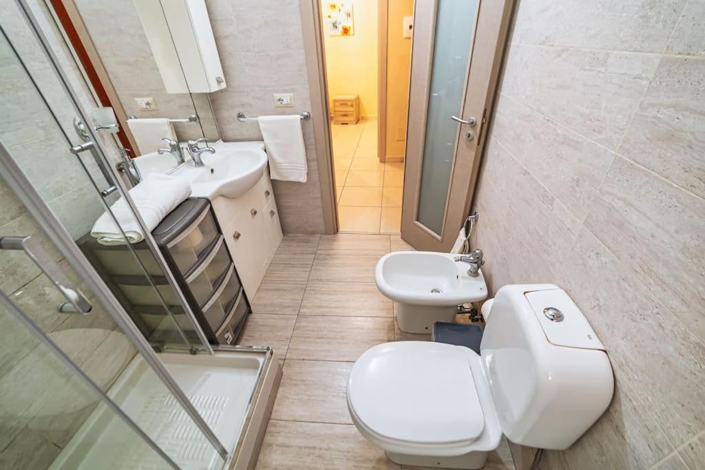 Centro- Benedettini'S Apartament 卡塔尼亚 外观 照片